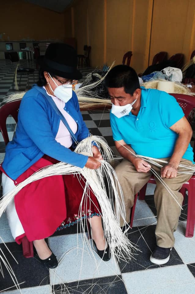 taller sombrero (1)