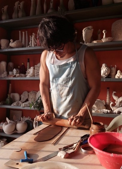 Alfonso Ponce: ceramista del sur de Guayaquil